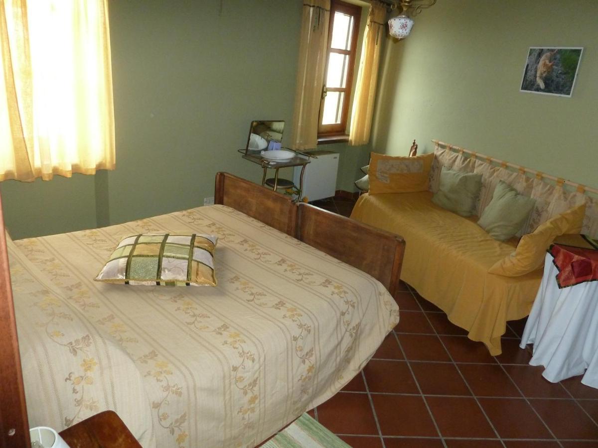 Agriturismo San Martino Castiglione Tinella Номер фото